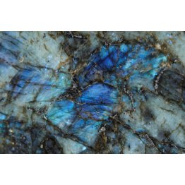 Гранит Lemurian Blue - гранит зелено-черного-золотистого цвета с большими голубыми кристаллами
